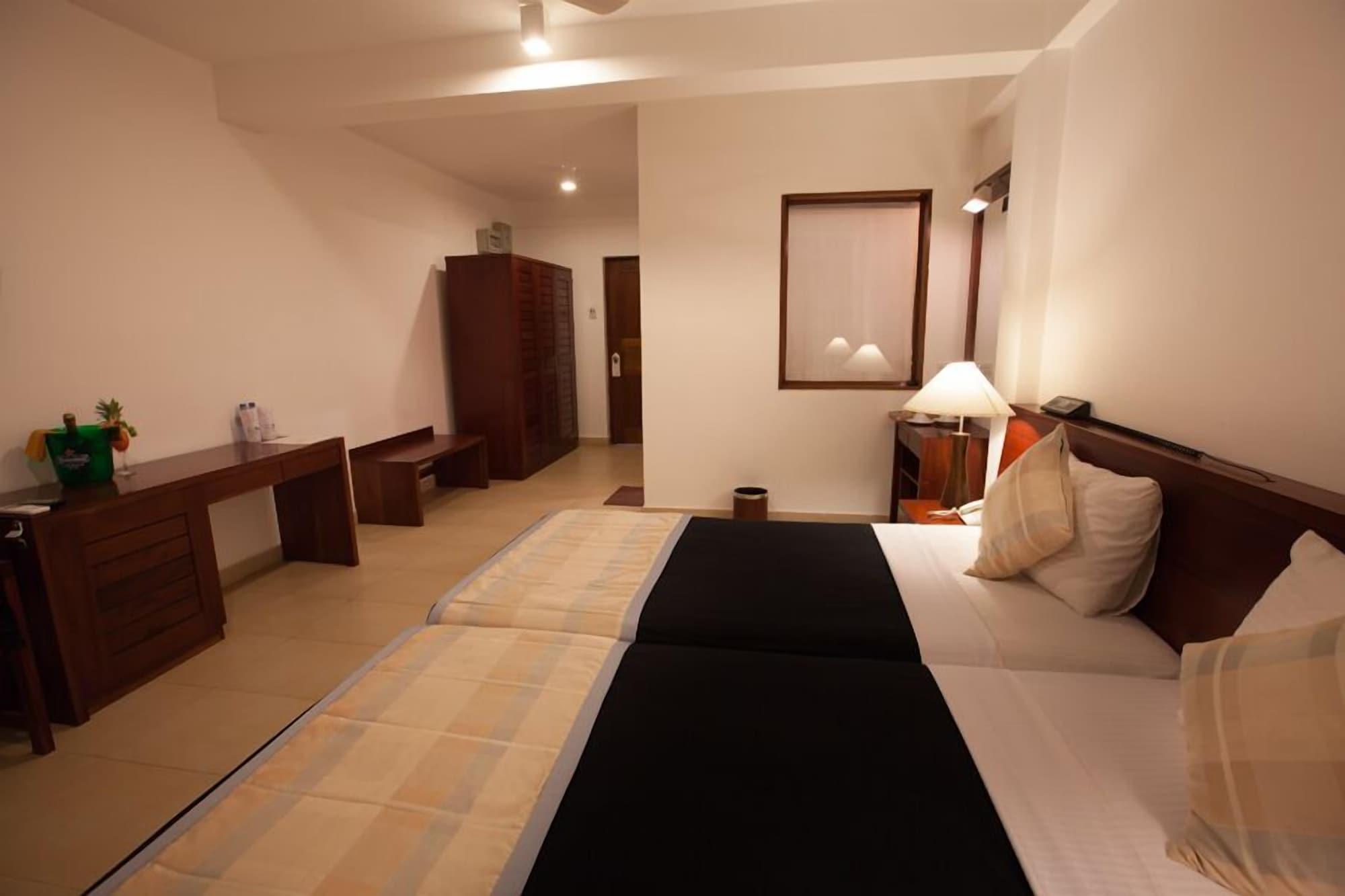 Pelwehera Village Resort Dambulla Exteriör bild